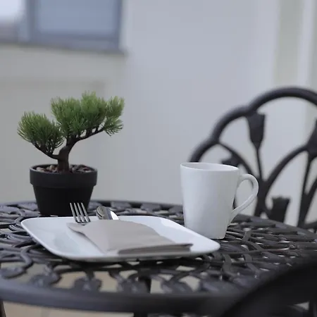 Augusta Am Kurpark * באד זאלצפלן